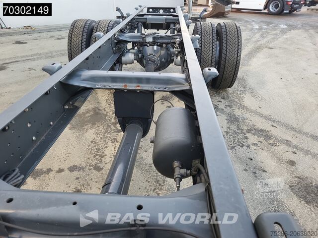 Châssis avec cabine Iveco Eurocargo 180E320 4X2 NEW! 18T chassis 2017 pro...