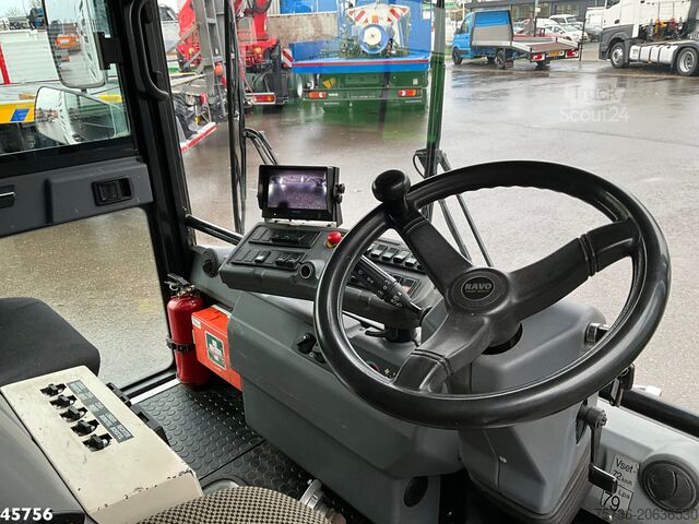 Veegmachine Ravo 580 with 3-rd brush