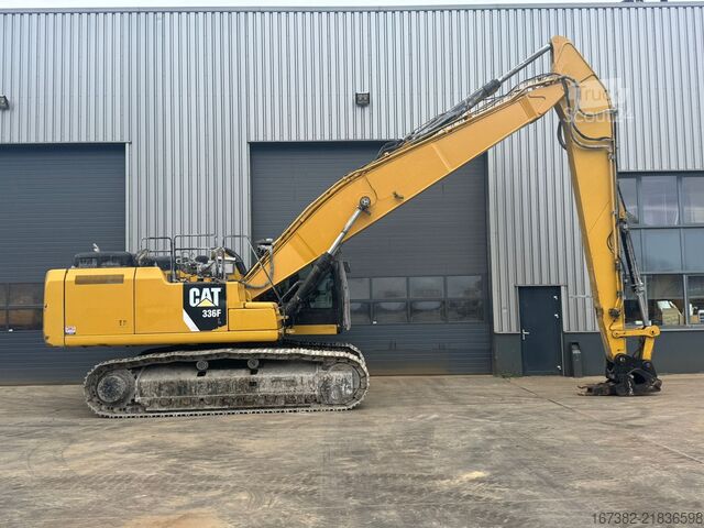 Crawler excavator Caterpillar 336FL Tracked material handler