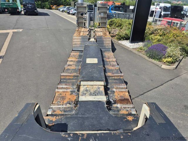 Semirimorchio Ressenig SATL2-400 teleskop.-Maschinentieflader