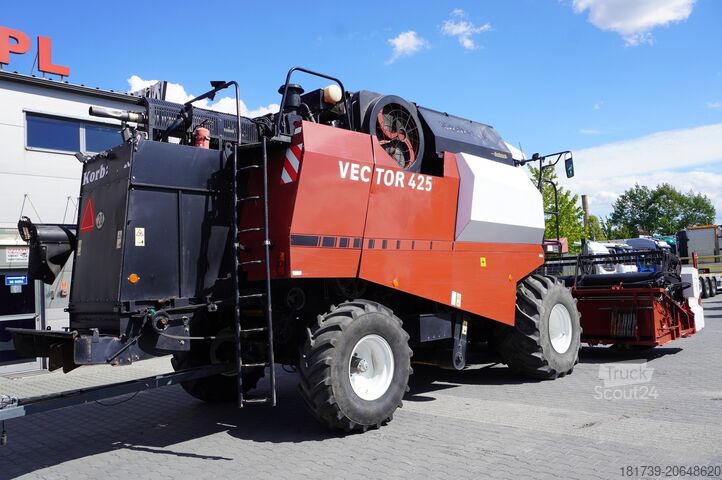 Mähdrescher ROSTSELMASH VECTOR 425 RSM-101 grain harvester+Heade