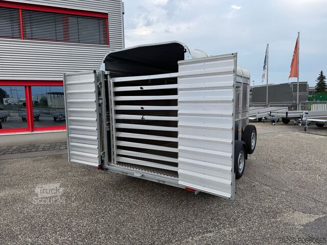 Veewagen Ifor Williams TA5G10 mit Kombiklappe