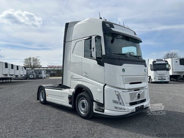 Vakio vetoauto Volvo FH 500 Aero Euro 6 Globe XL Leder Mikrowelle