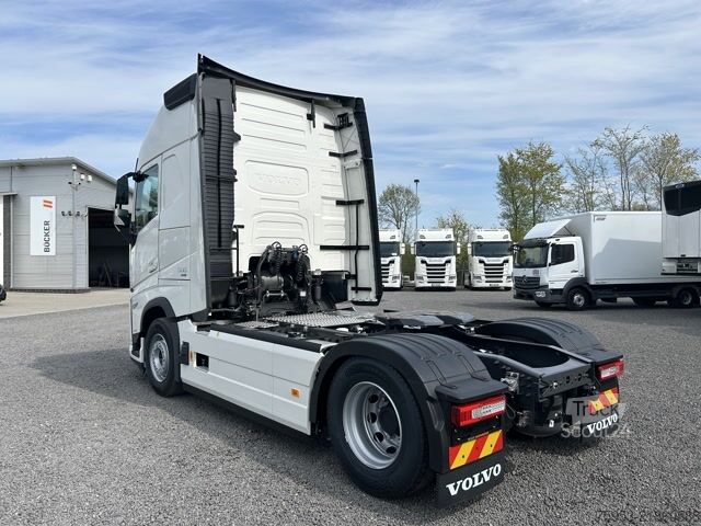 Vakio vetoauto Volvo FH 500 Aero Euro 6 Globe XL Leder Mikrowelle