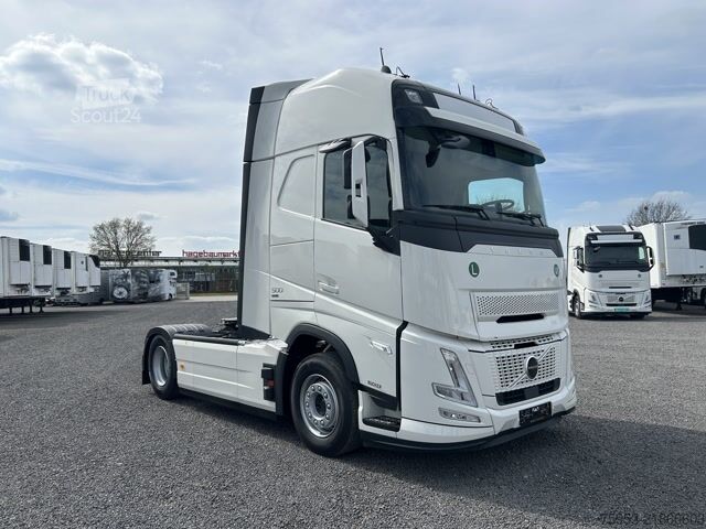 Vakio vetoauto Volvo FH 500 Aero Euro 6 Globe XL Leder Mikrowelle