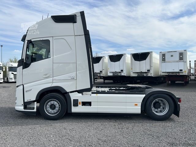 Vakio vetoauto Volvo FH 500 Aero Euro 6 Globe XL Leder Mikrowelle