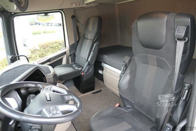 Standard dragbil DAF XG 530 FT 4x2, Intarder, 2x Tank, Standklima