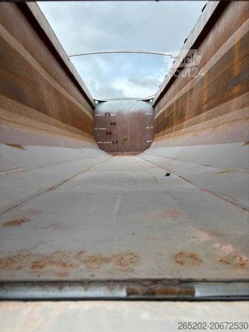 Tippsemitrailer KEMPF Stahlhalbschalenmulde 3x9t, SKM 36/3 SR, 41 cbm