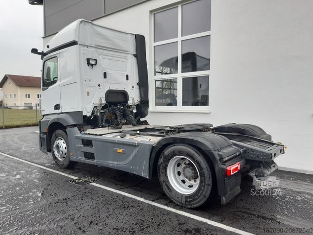Standard dragbil MERCEDES-BENZ Actros 1843LS Stream 2,30 Retarder