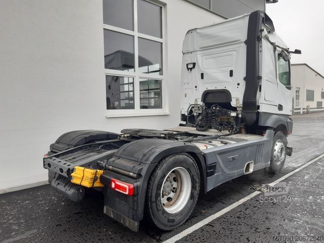 Standard dragbil MERCEDES-BENZ Actros 1843LS Stream 2,30 Retarder