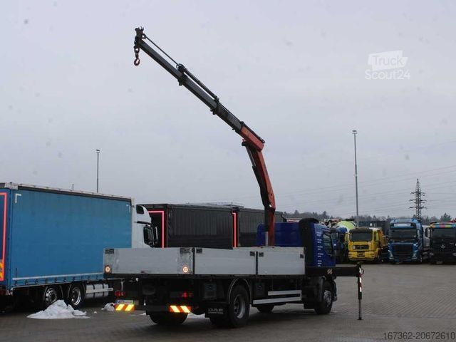 Platós teherautó DAF LF 55.250, EURO 4, SIDEWALLS, PALFINGER PKK15500