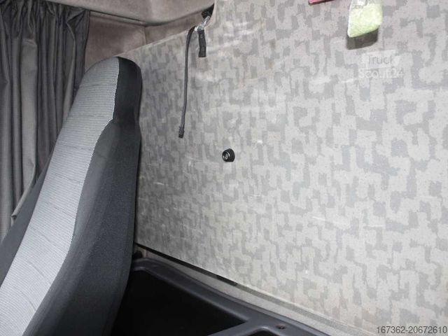 Platós teherautó DAF LF 55.250, EURO 4, SIDEWALLS, PALFINGER PKK15500