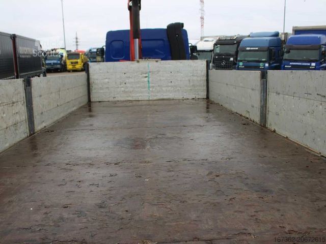 Teherautóra szerelt daru DAF LF 55.250, EURO 4, SIDEWALLS, PALFINGER PKK15500