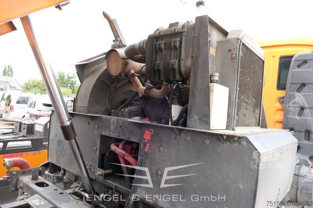 Camion à usage spécial man TGL 12.250 Küpper Weisser Kehrmaschine