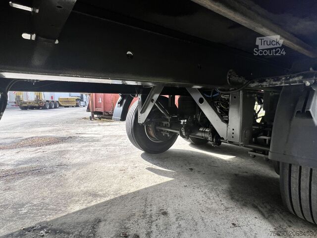 Åben trailer med presenning Fliegl TPS135 13,5 t Tandemplanenanhänger, neuwertig