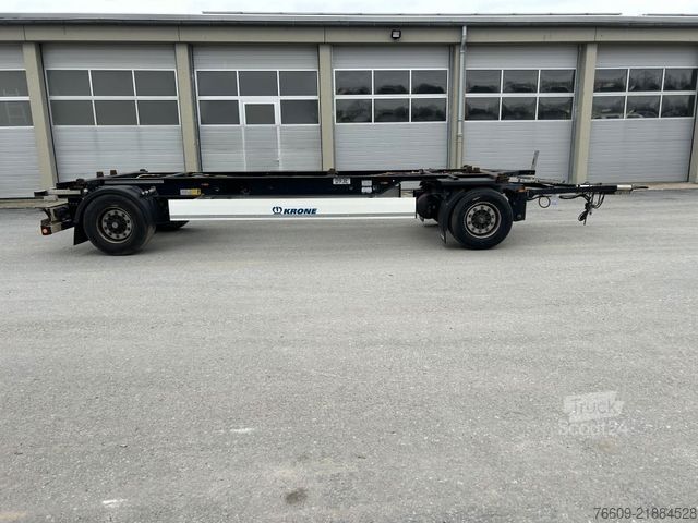 Remorque à châssis interchangeable KRONE 2 Achswechselfahrgestell, Typ: MAXI AZW 18 eL3B7