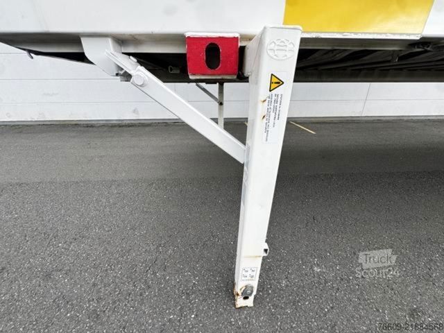 Växelflakssläp KRONE Heck hohe Portaltüren