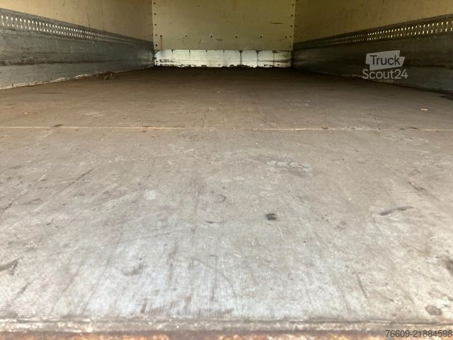 مقطورة بهيكل قابل للتبديل  Wechselbrücke Koffer