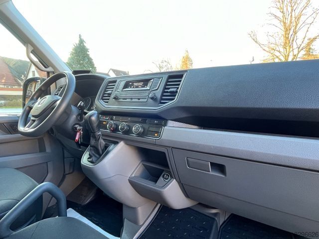شاحنة صندوقية VOLKSWAGEN CRAFTER 2,0TDI AUTOMATIK XXL KOFFER KLIMA 1.HAND