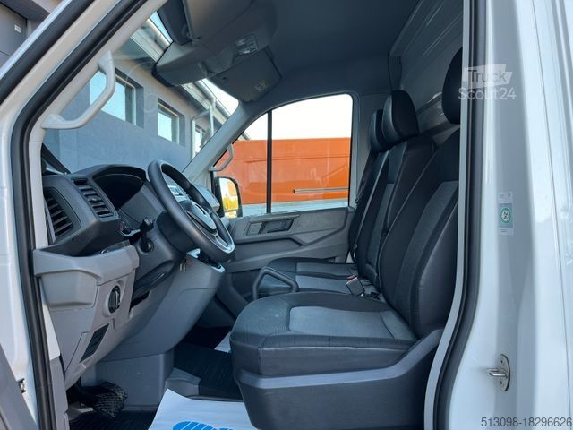 Transporter mit Koffer VOLKSWAGEN CRAFTER 2,0TDI AUTOMATIK XXL KOFFER KLIMA 1.HAND