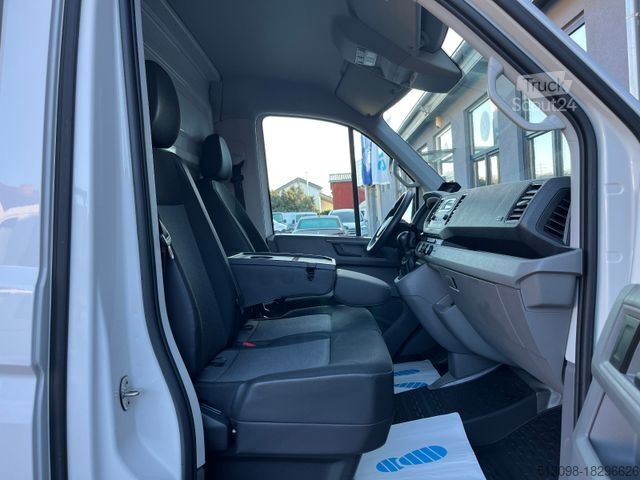 Transporter mit Koffer VOLKSWAGEN CRAFTER 2,0TDI AUTOMATIK XXL KOFFER KLIMA 1.HAND