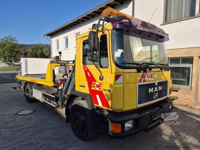 Grúa móvil MAN 19 322 LFBK Bergefahrzeug