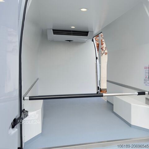 Refrigerated box wagon RENAULT Master L3 H2 - novotruck KĂĽhlfahrzeug