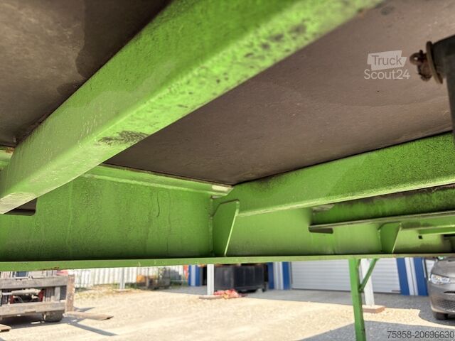 Wisselbrug met laadbakWisselbrug met open laadbakWechselbrücke met laadvloerWechselbrücke met platte Krone Baustoff 7,45 Multilockrahmen Türen