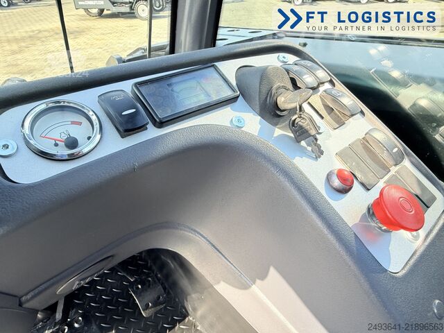 телескопический погрузчик JCB TLT 30D NEW TIRES CABIN ONLY 4478 HOUR