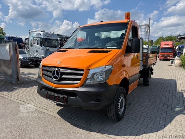 Tippbil skåpbil MERCEDES-BENZ Sprinter 316 CDI /4x4 Allrad/Kipper/AHK