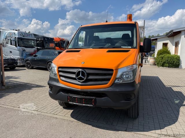 Tippbil skåpbil MERCEDES-BENZ Sprinter 316 CDI /4x4 Allrad/Kipper/AHK