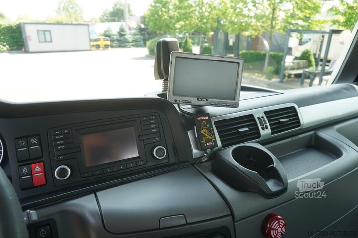 Vinçli platform MAN TGS 26.360 Flatbed / Fassi F175 7.7 T /