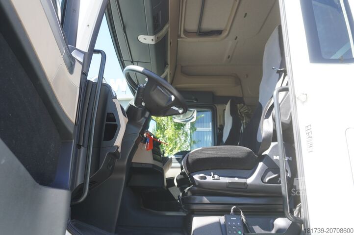 TRAKTOR MAN TGX 18.420 tractor unit / 190 tho. km