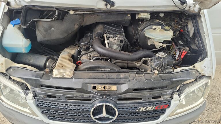 Pritschenwagen Mercedes-Benz 308 cdi Doka Pritsche AHK Diff. Sperre