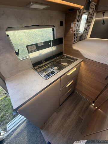 Ημι-ενσωματωμένο αυτοκινούμενο τροχόσπιτο Knaus Tourer Van 500 MQ Vansation