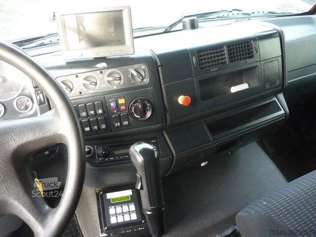 Bil for innsamling av avfall MAN TGM 26.340 6x2-4 Zoeller Medium XL