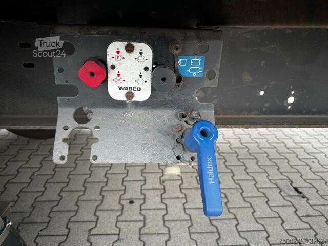 Przesuwne plandeki Kögel SAF INTRADISC, Internal height: 2.80m, NL-trailer