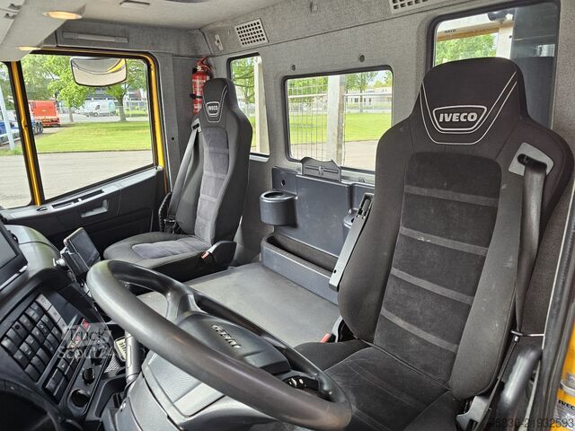 Bergingsvoertuig Iveco AD320S42 8x2 / RETARDER / WINCH / AUTO-TRANSPORTER