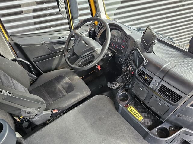 Bergingsvoertuig Iveco AD320S42 8x2 / RETARDER / WINCH / AUTO-TRANSPORTER