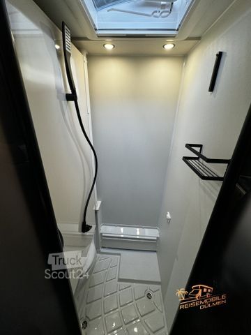 Camping-car semi-intégré EURAMOBIL Xtura 686 EF 4x4  Lagerfahrzeug Autark Offroad