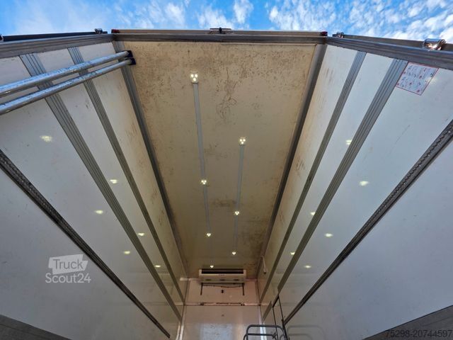 Soğutuculu kamyon MERCEDES-BENZ Atego 1218 / Ldbw / Seitentür: rechts