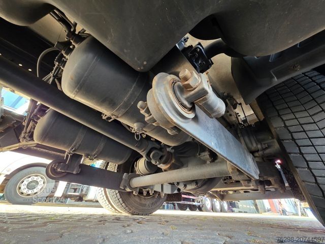 Soğutuculu kamyon MERCEDES-BENZ Atego 1218 / Ldbw / Seitentür: rechts