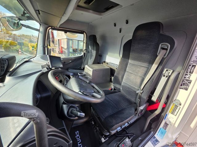 Soğutuculu kamyon MERCEDES-BENZ Atego 1218 / Ldbw / Seitentür: rechts