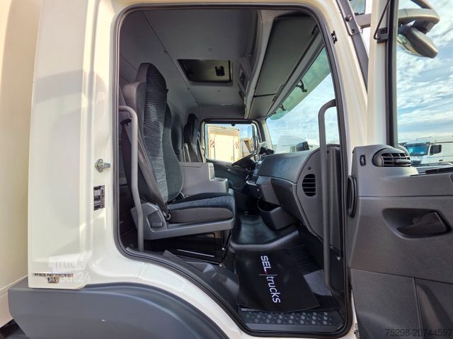Soğutuculu kamyon MERCEDES-BENZ Atego 1218 / Ldbw / Seitentür: rechts