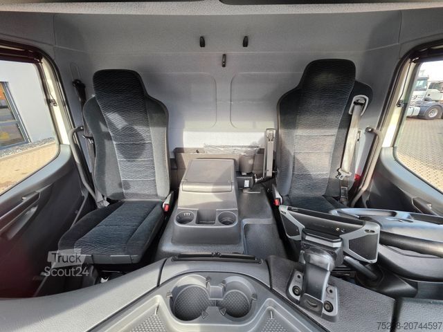 Soğutuculu kamyon MERCEDES-BENZ Atego 1218 / Ldbw / Seitentür: rechts