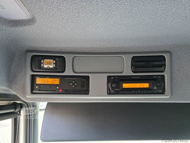 Soğutuculu kamyon MERCEDES-BENZ Atego 1218 / Ldbw / Seitentür: rechts