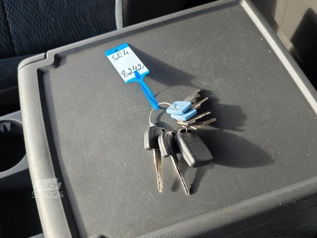 Soğutuculu kamyon MERCEDES-BENZ Atego 1218 / Ldbw / Seitentür: rechts