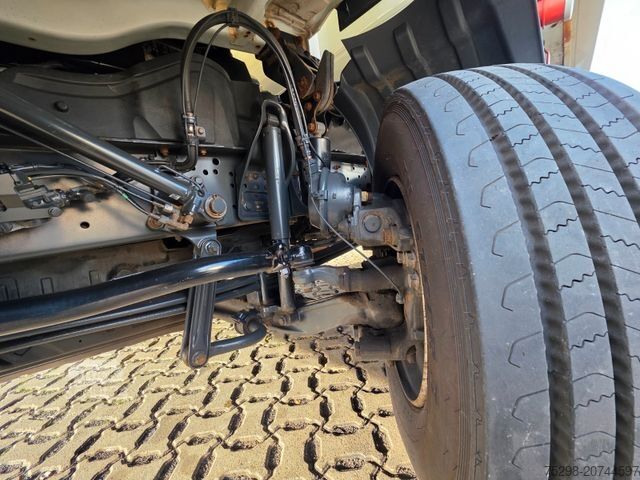 Soğutuculu kamyon MERCEDES-BENZ Atego 1218 / Ldbw / Seitentür: rechts