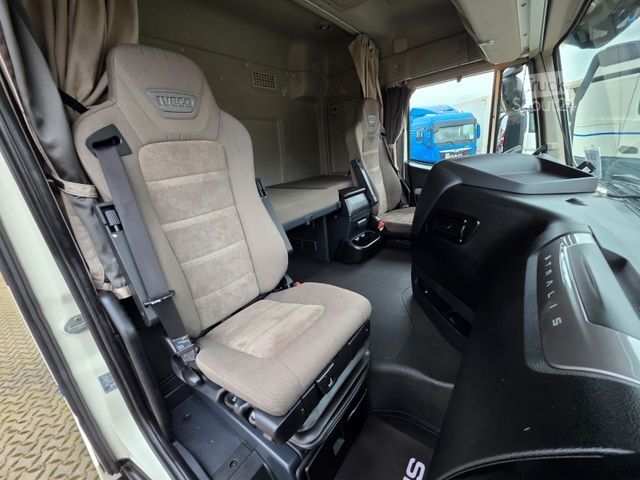 Standard dragbil IVECO Stralis 460 / ZF Intarder