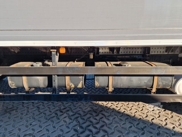 Soğutuculu kamyon MAN TGM 18.290 4X2 LL / Ladebordwand / 2 Tanks